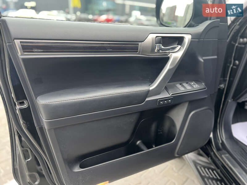 Внедорожник / Кроссовер Lexus GX 2022 в Киеве фото 30 Внедорожник / Кроссовер Lexus GX 2022 в Киеве