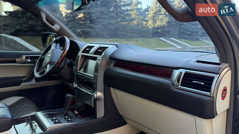 Позашляховик / Кросовер Lexus GX 2010 в Києві