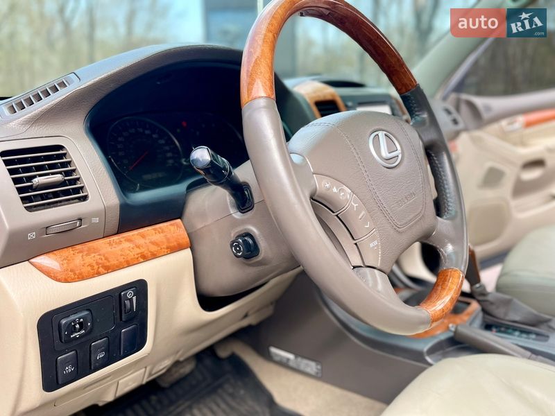 Позашляховик / Кросовер Lexus GX 2003 в Києві