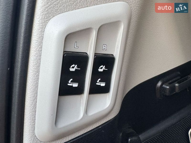 Внедорожник / Кроссовер Lexus GX 2011 в Андреевке фото 9 Внедорожник / Кроссовер Lexus GX 2011 в Андреевке