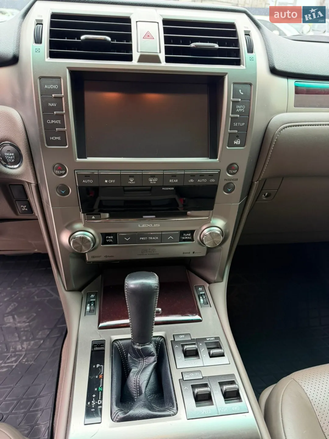2017 Lexus GX - мініатюра 14