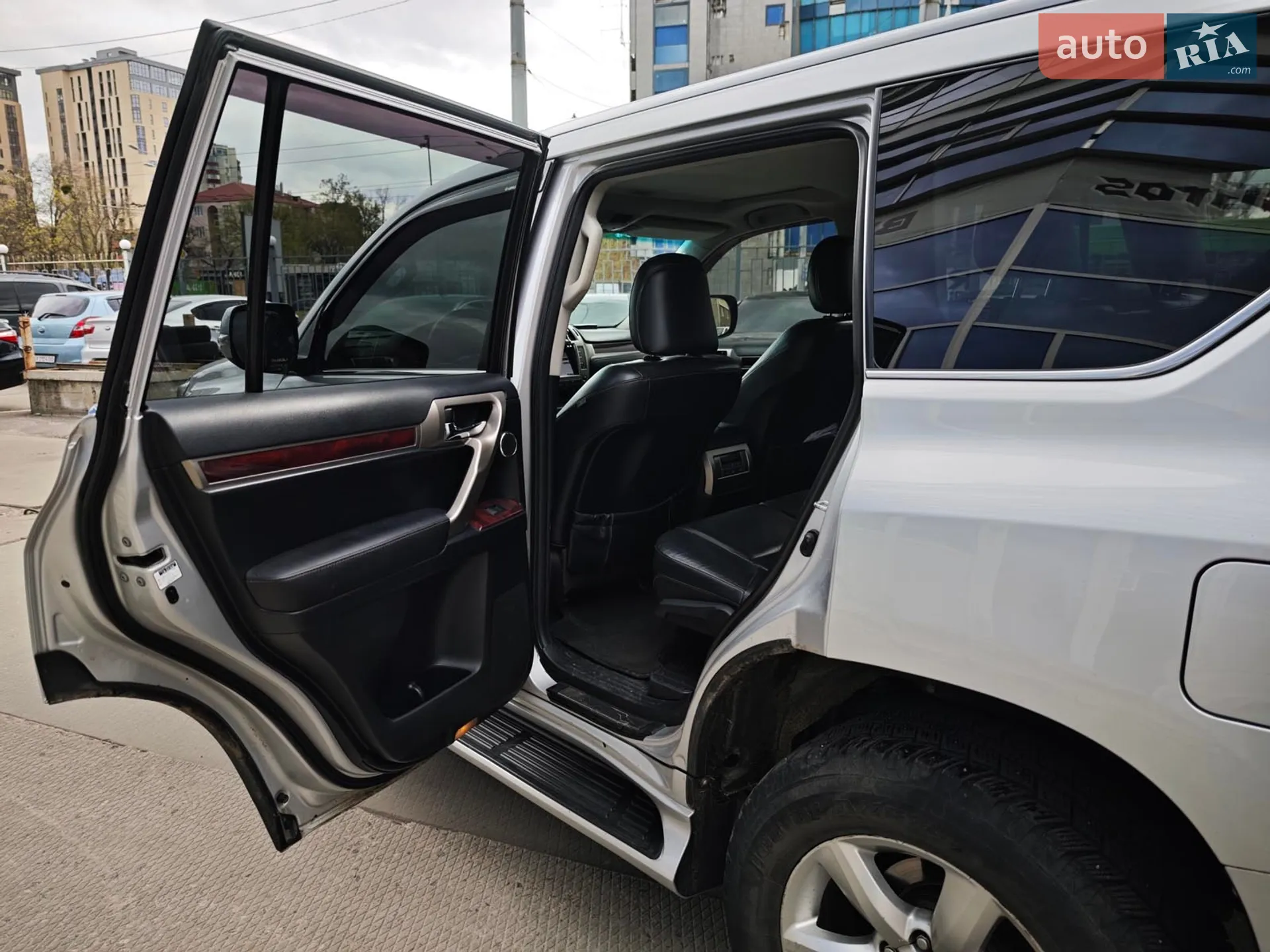2011 Lexus GX - мініатюра 16