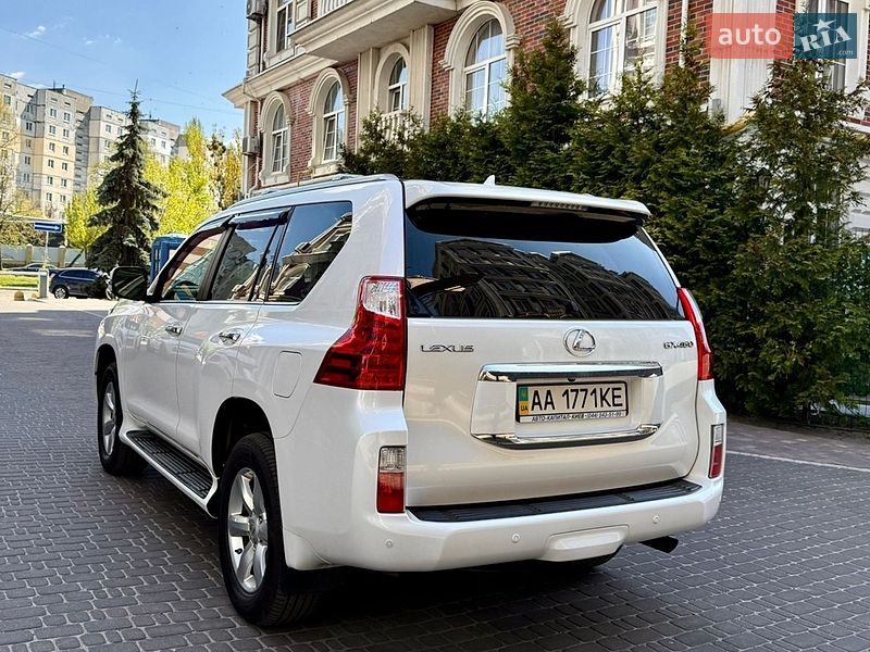 Lexus GX 2011