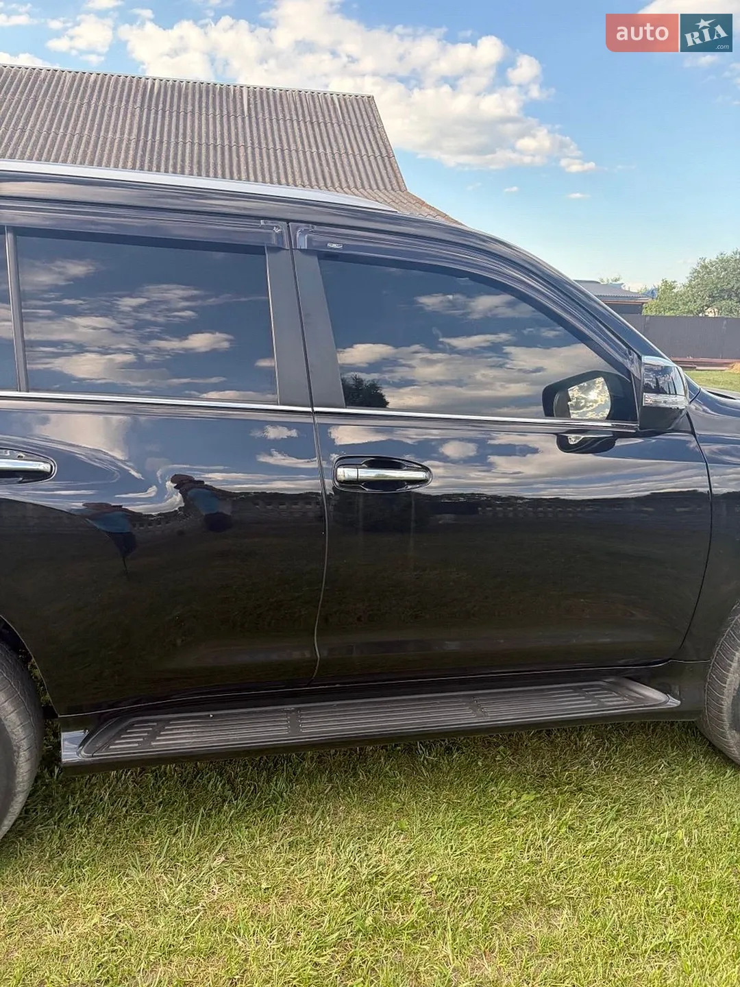 Lexus GX 2020 VIN JTJJM7FX305260320 фото оголошення 18 з 44
