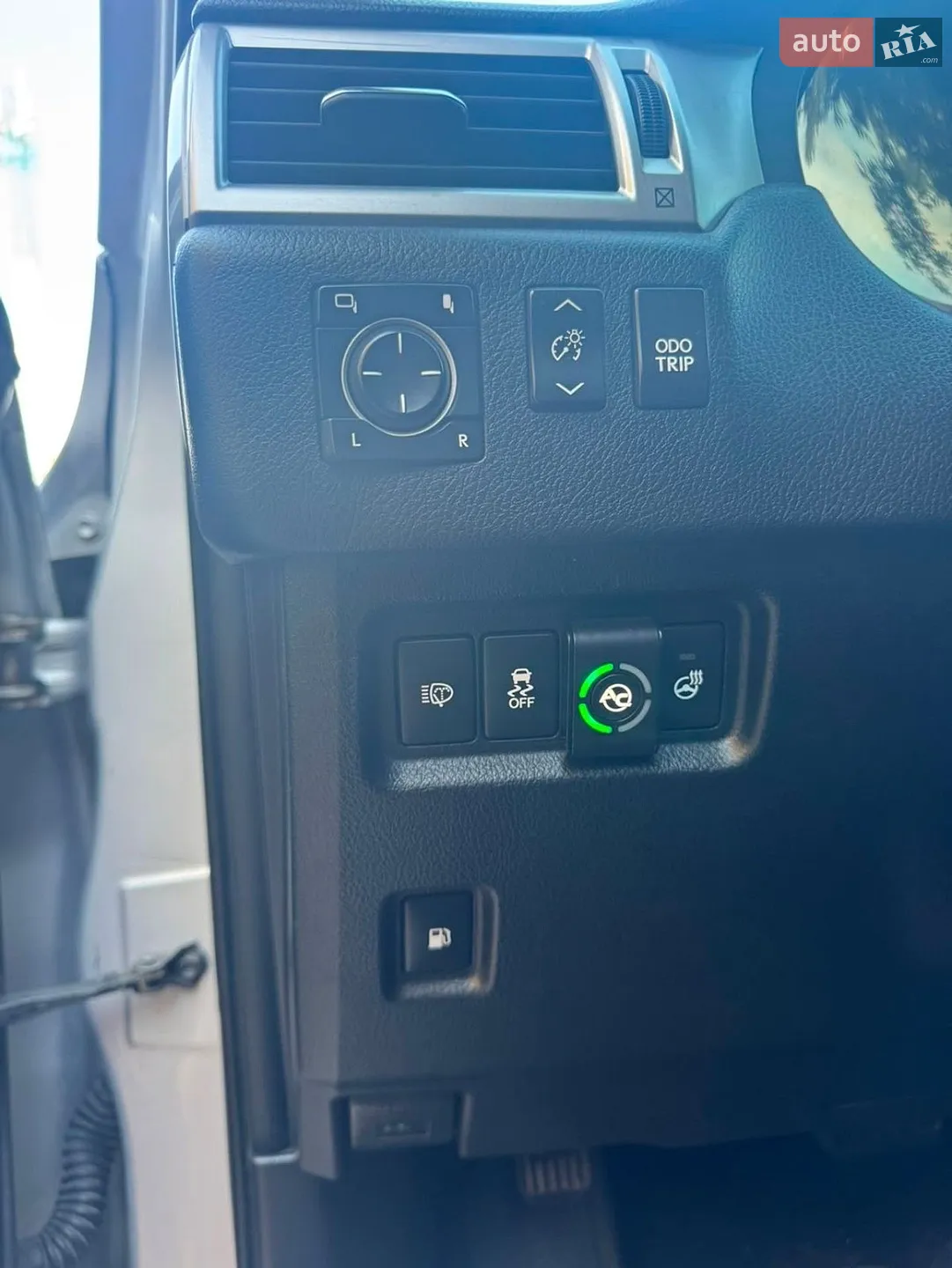 2011 Lexus GX - мініатюра 16