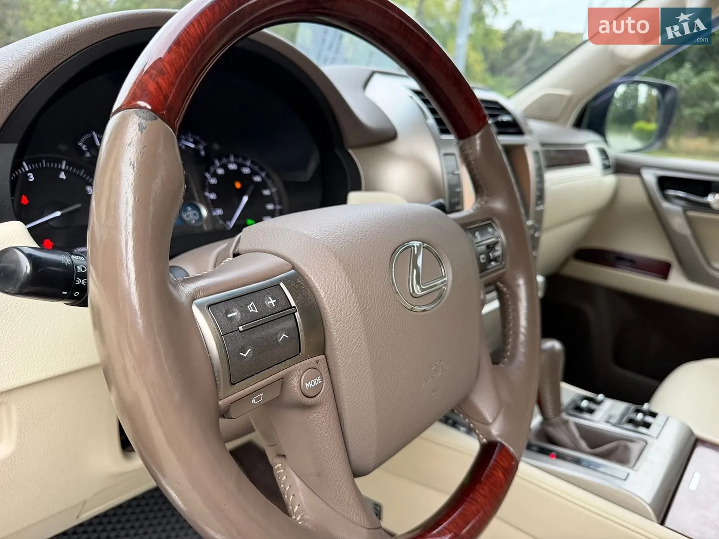 2011 Lexus GX - мініатюра 42