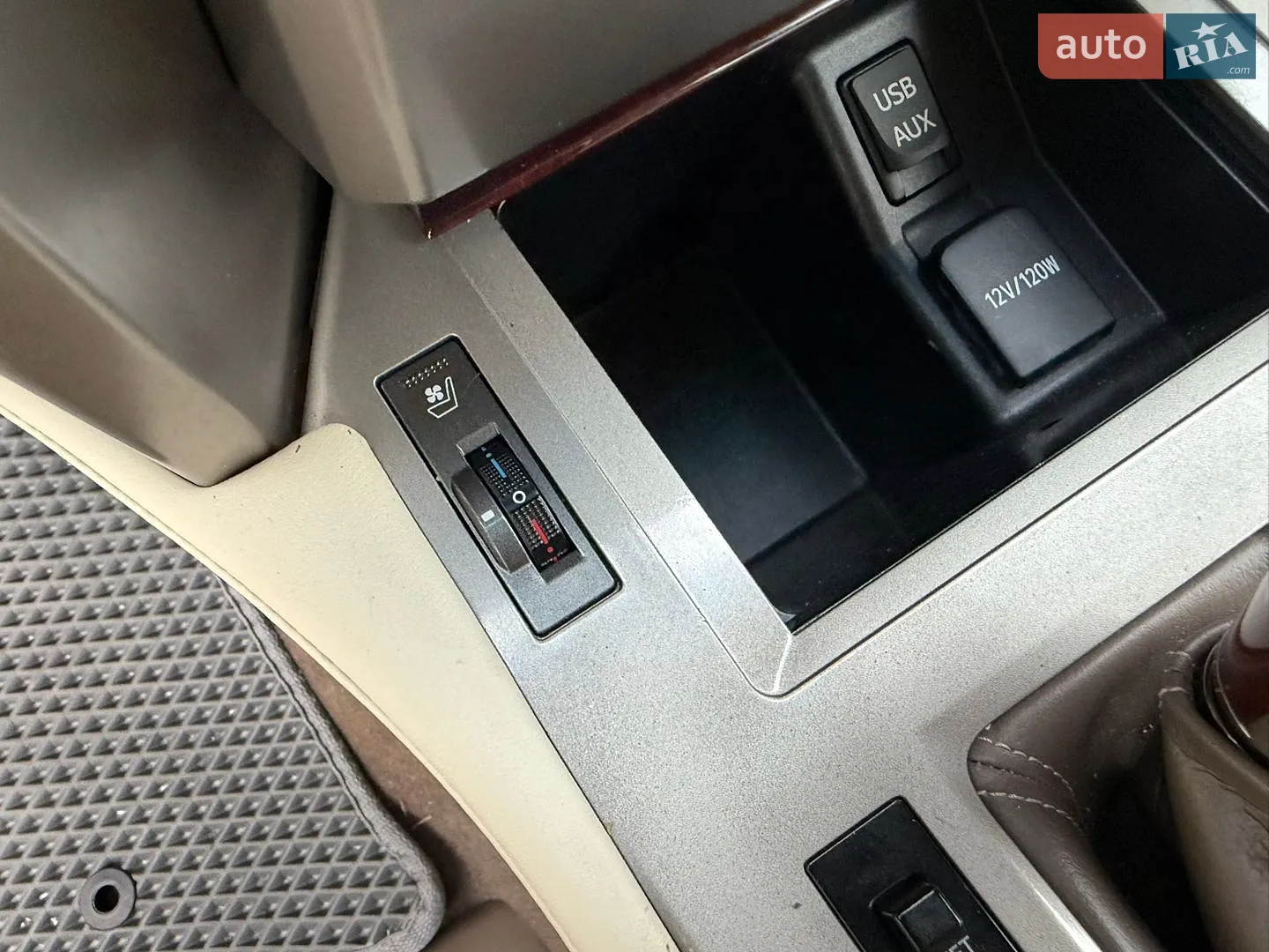 2011 Lexus GX - мініатюра 47