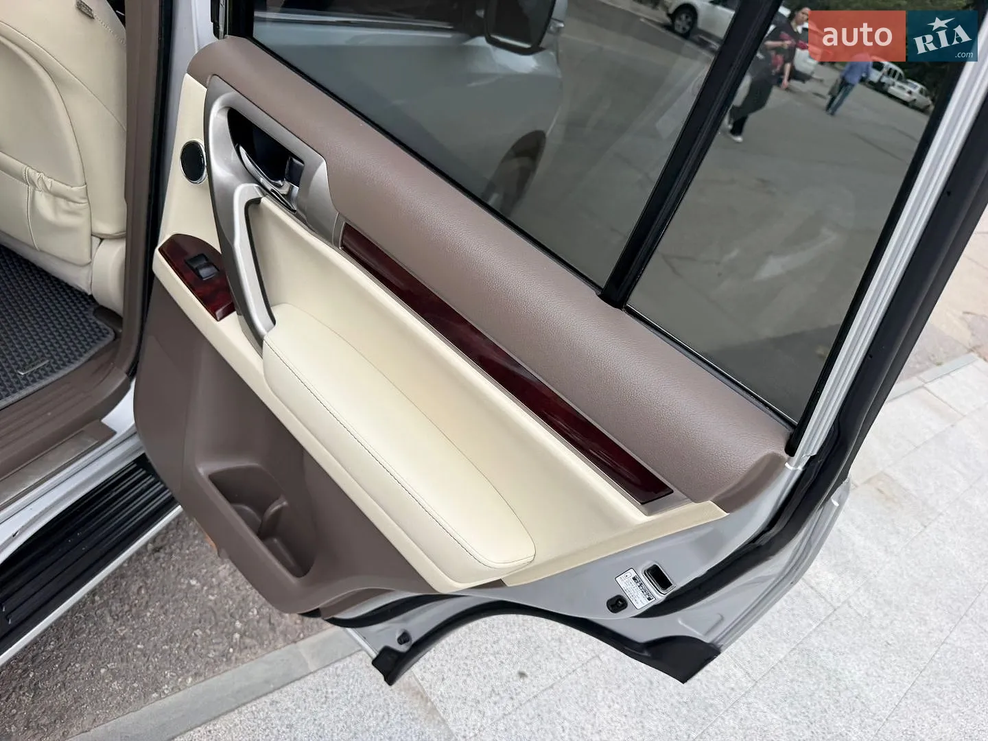 2011 Lexus GX - мініатюра 69