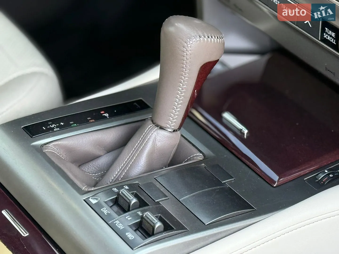 2014 Lexus GX - мініатюра 23