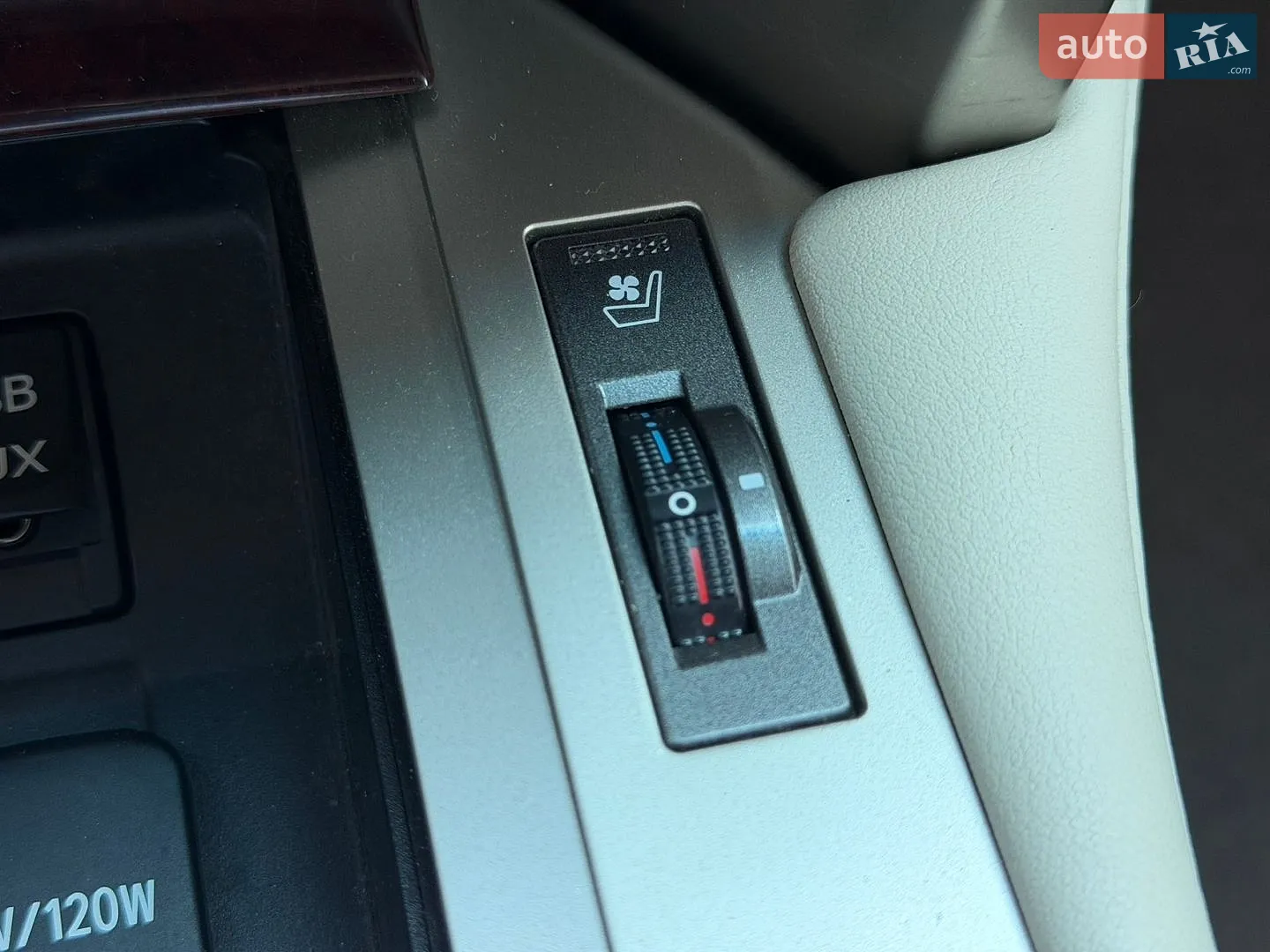 2011 Lexus GX - мініатюра 31