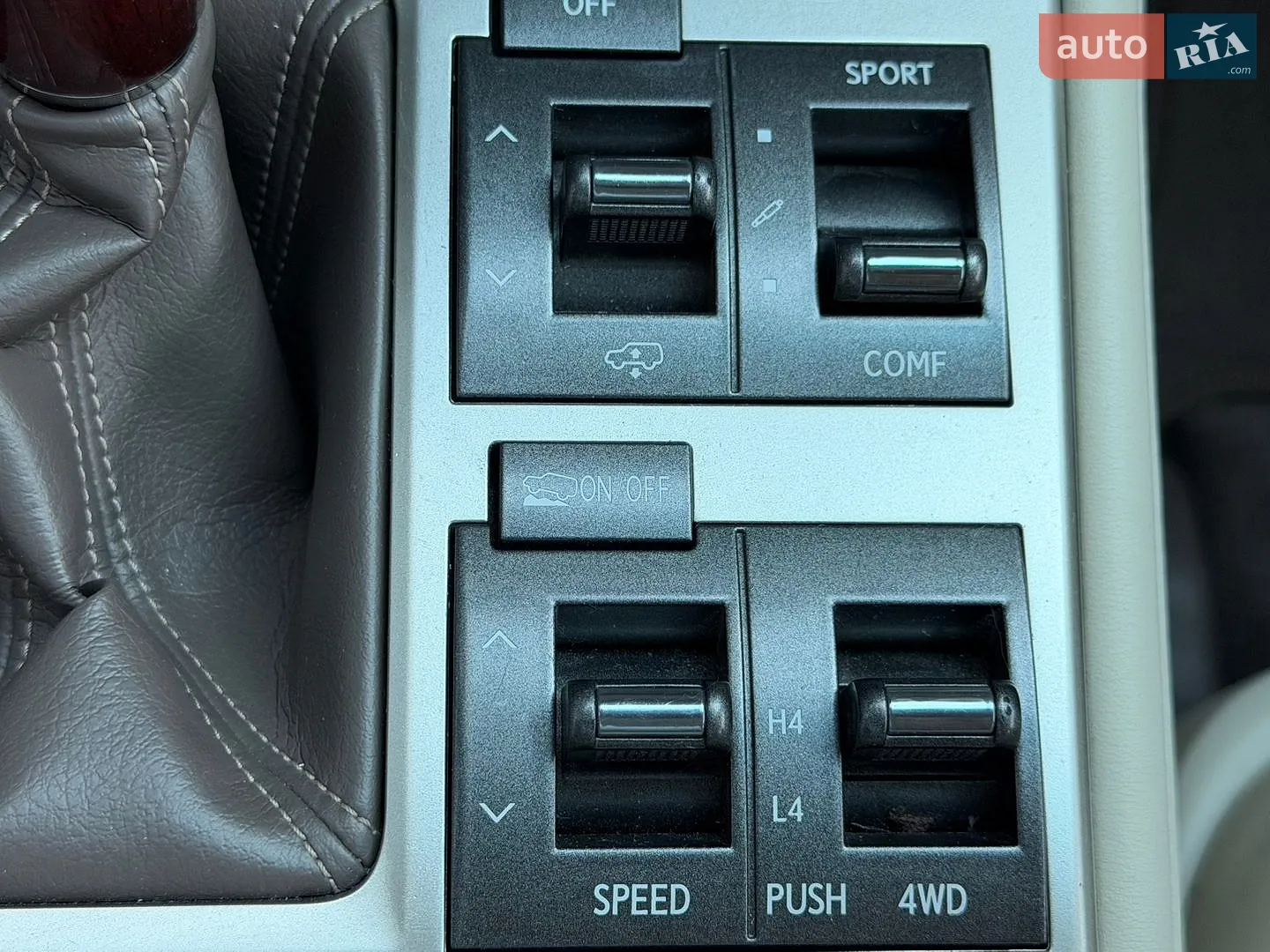 2011 Lexus GX - мініатюра 32