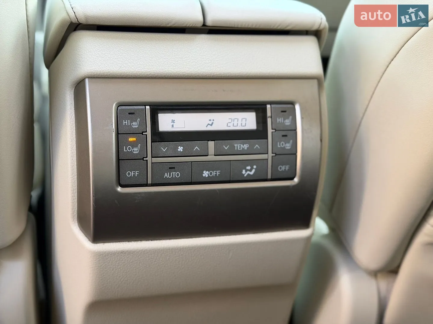 2011 Lexus GX - мініатюра 39