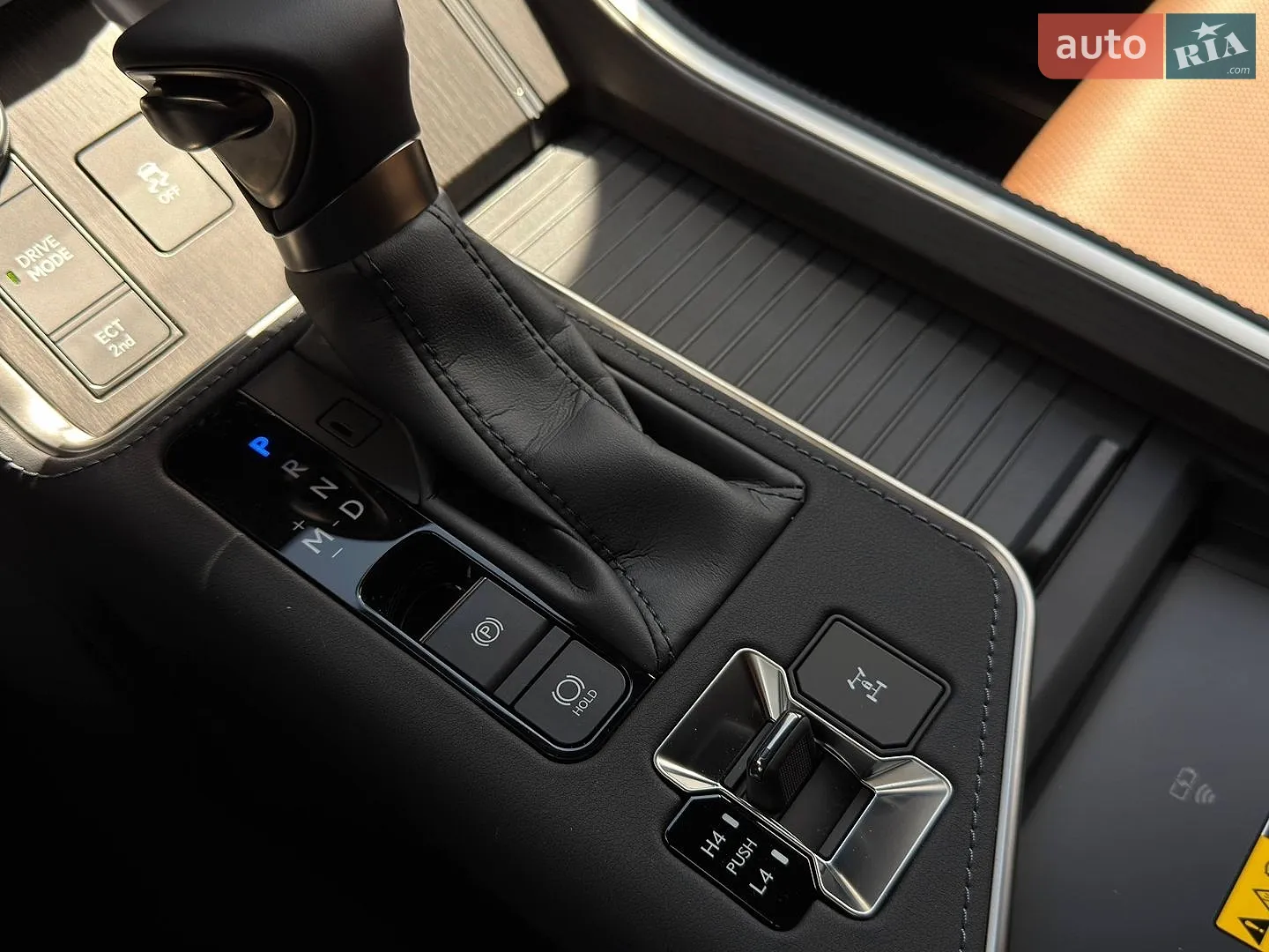 2025 Lexus GX - мініатюра 42