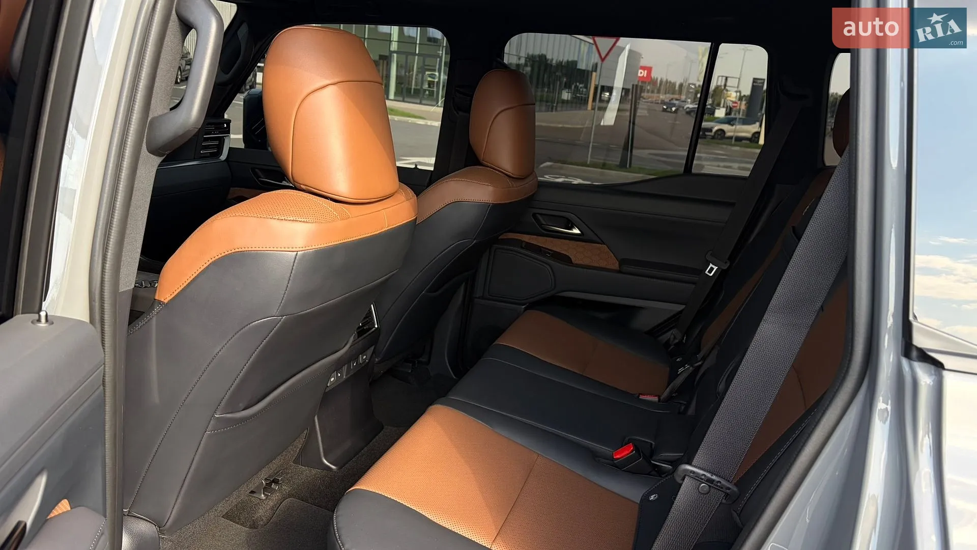 2025 Lexus GX - мініатюра 45