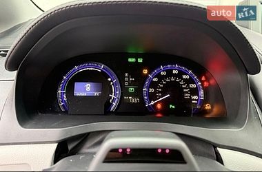 Седан Lexus HS 2010 в Киеве