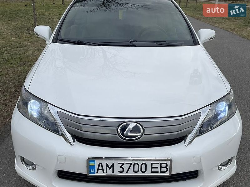Lexus HS 2009