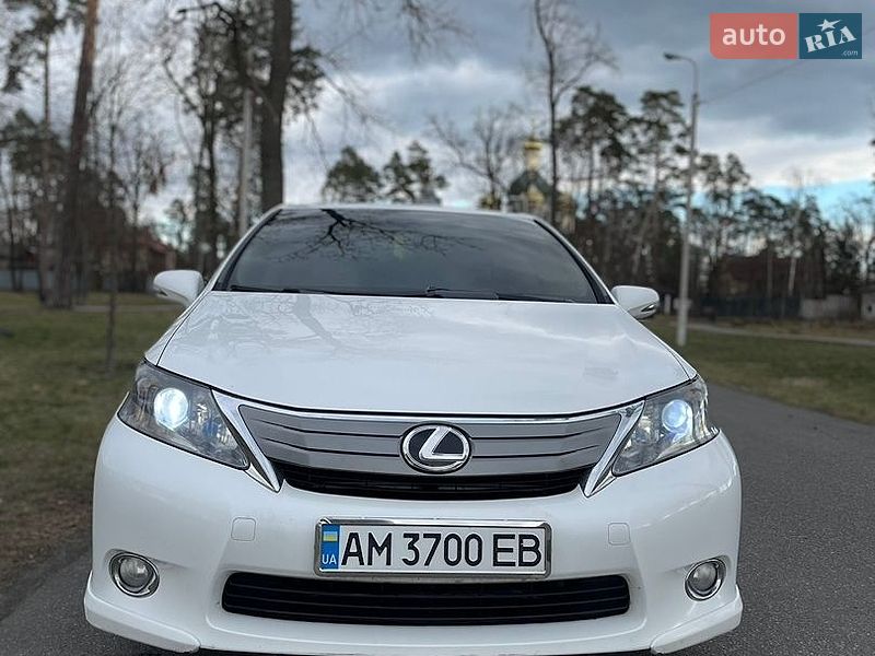 Седан Lexus HS 2009 в Киеве