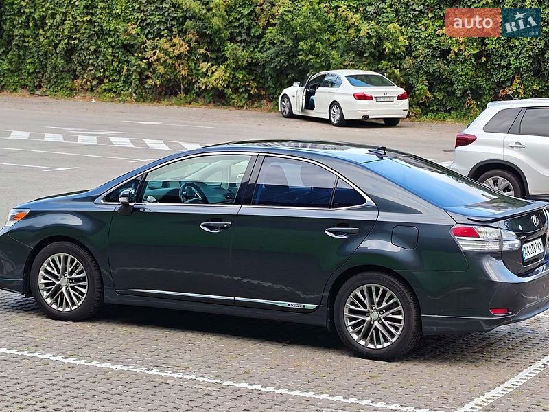 Седан Lexus HS 2011 в Києві