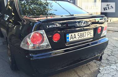 Седан Lexus IS 1999 в Києві