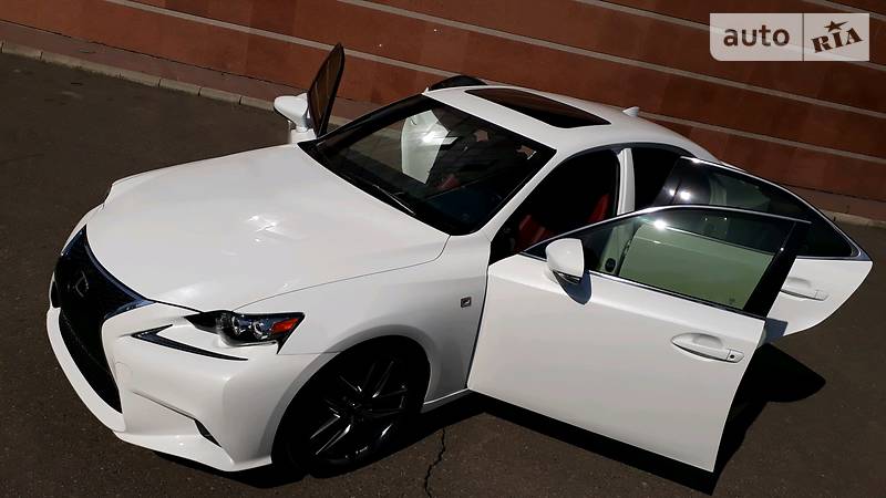 Седан Lexus IS 2015 в Одессе