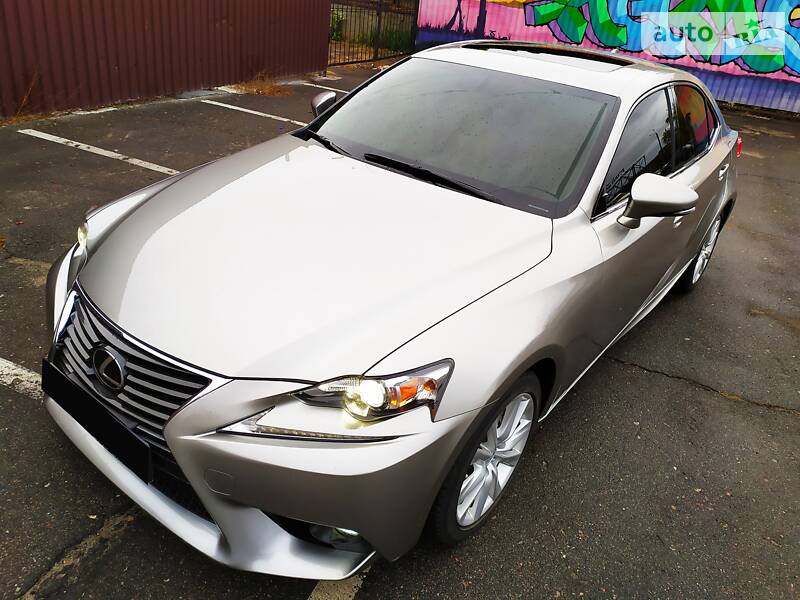 Седан Lexus IS 2015 в Києві фото 17 Седан Lexus IS 2015 в Києві