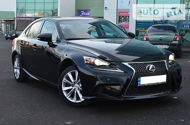 Седан Lexus IS 2016 в Киеве