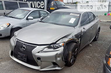 Седан Lexus IS 2014 в Львове