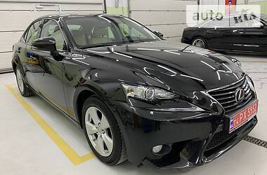 Седан Lexus IS 2014 в 