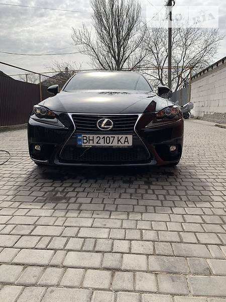 Седан Lexus IS 2015 в Одесі фото 19 Седан Lexus IS 2015 в Одесі