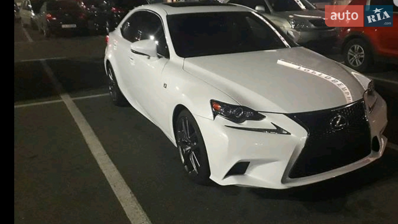 2016 Lexus IS - мініатюра 18