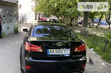 Седан Lexus IS 2010 в 