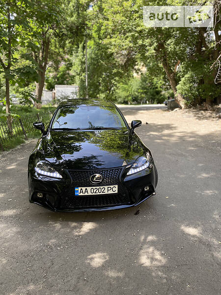 Седан Lexus IS 2010 в Києві