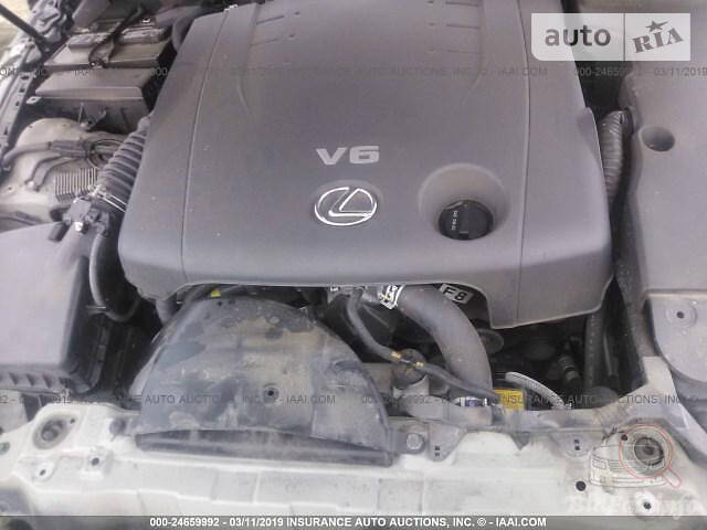 Седан Lexus IS 2010 в Києві