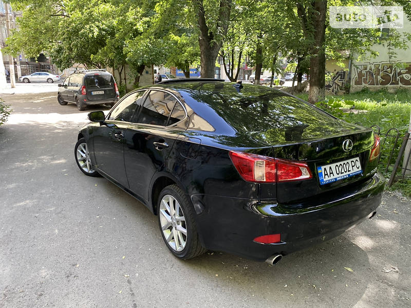 Седан Lexus IS 2010 в Києві