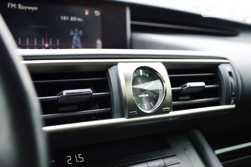 Седан Lexus IS 2017 в Одесі фото 43 Седан Lexus IS 2017 в Одесі