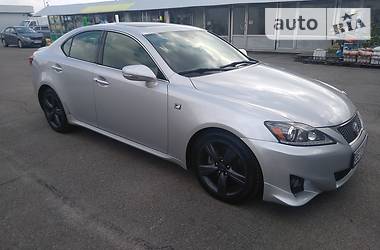 Седан Lexus IS 2012 в 