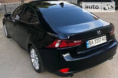 Седан Lexus IS 2015 в Кропивницком
