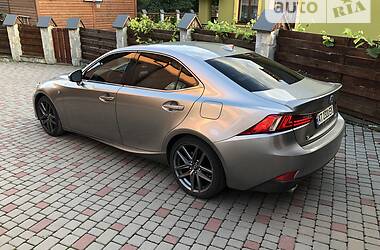 Седан Lexus IS 2015 в 