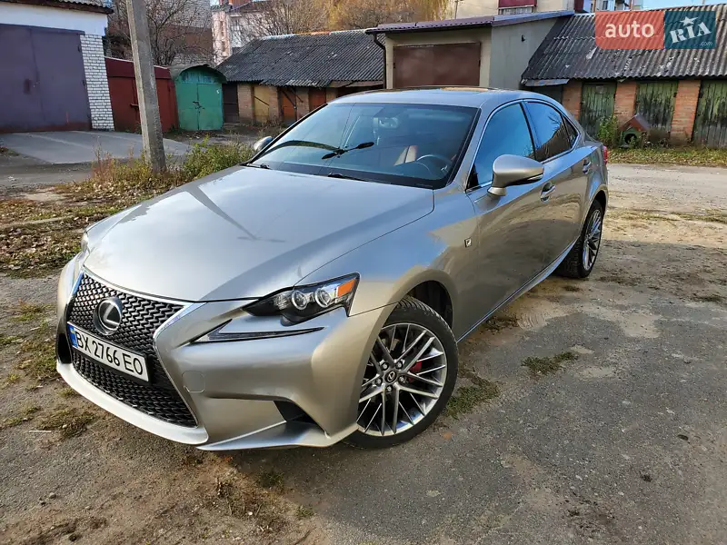 Lexus IS 2015