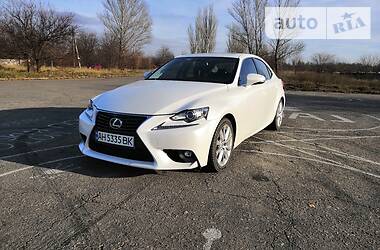 Седан Lexus IS 2015 в Дніпрі