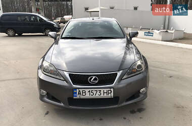 Седан Lexus IS 2014 в Гнивани