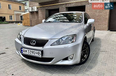 Седан Lexus IS 2007 в Бершади