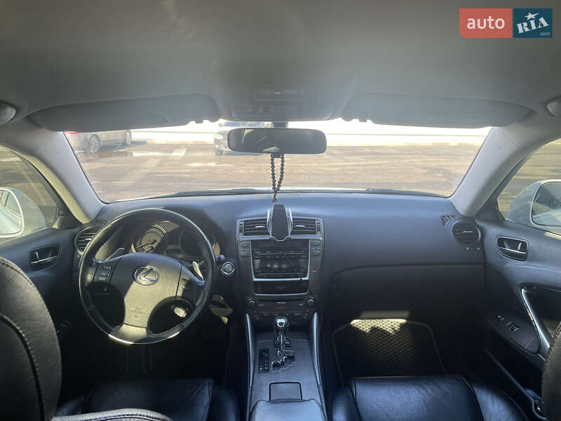Седан Lexus IS 2007 в Одессе