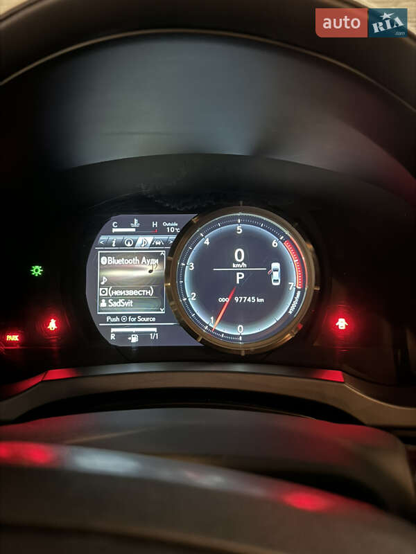 Седан Lexus IS 2017 в Киеве