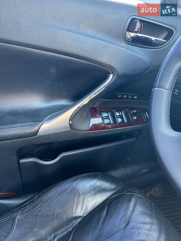 Седан Lexus IS 2007 в Житомире