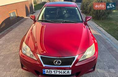 Седан Lexus IS 2011 в Виннице