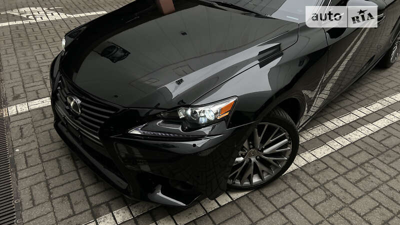 Седан Lexus IS 2013 в Києві фото 25 Седан Lexus IS 2013 в Києві