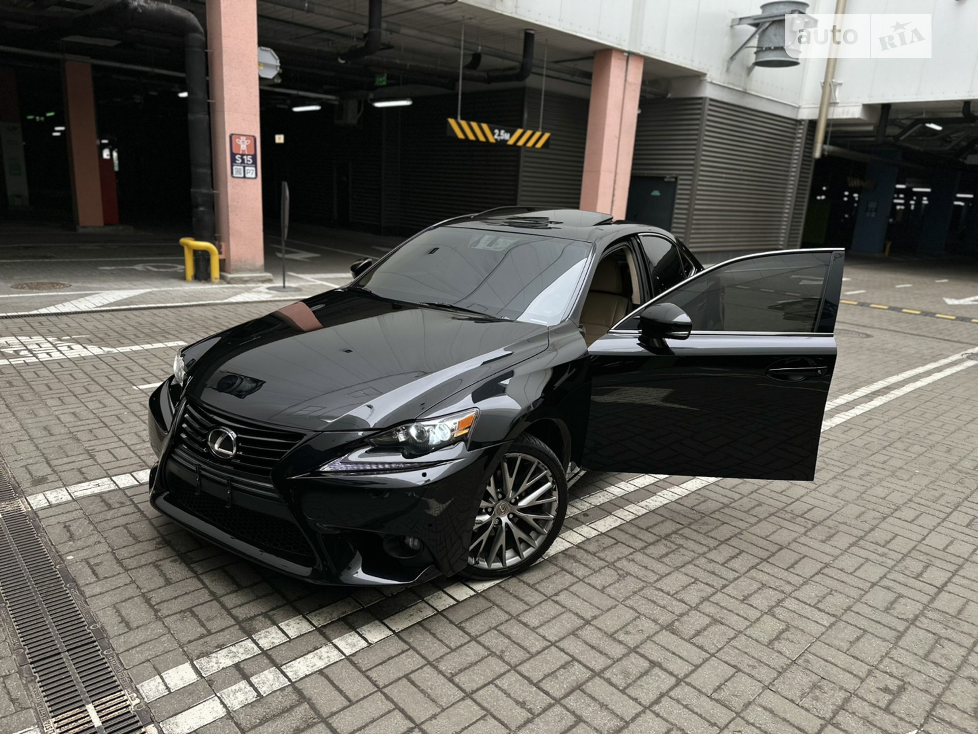 2013 Lexus IS - мініатюра 30