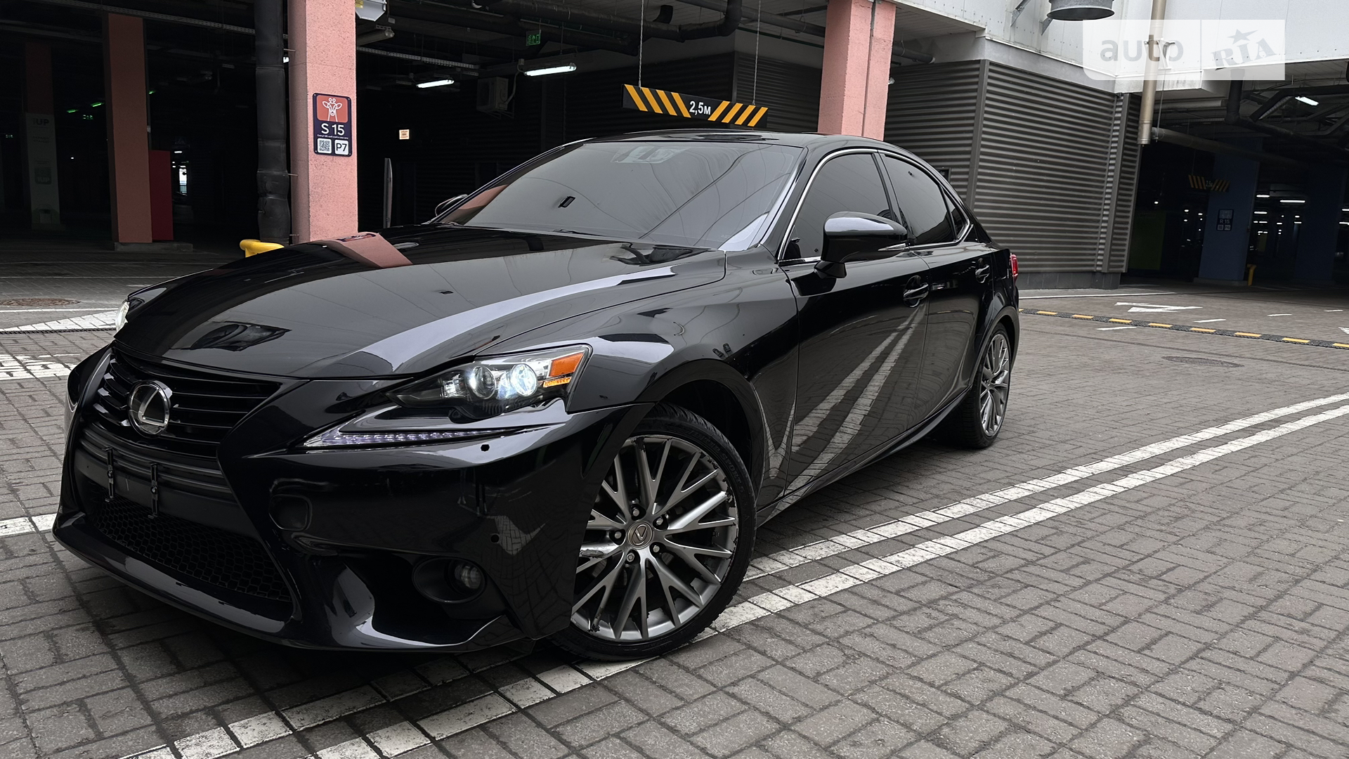 2013 Lexus IS - мініатюра 32