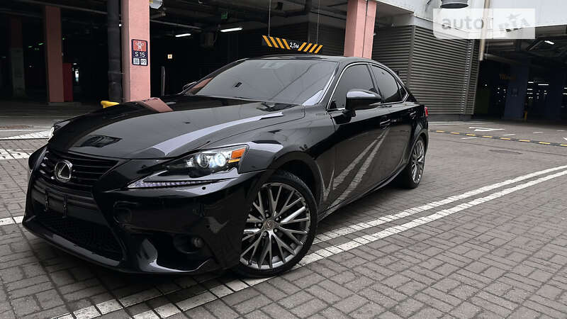Седан Lexus IS 2013 в Києві фото 32 Седан Lexus IS 2013 в Києві